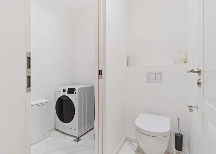 Daire Luxurious 3br Apt With Jacuzzi In Central Lux Lüksemburg