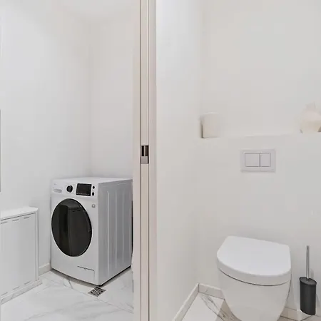 Lejlighed Luxurious 3br Apt With Jacuzzi In Central Lux Luxembourg By