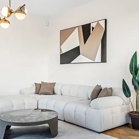 Luxurious 3br Apt With Jacuzzi In Central Lux Luxemburg