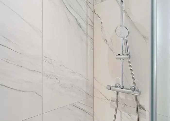 Luxurious 3br Apt With Jacuzzi In Central Lux Apartamento *